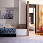 Apartment Modern In The Heart Of Cap D'antibes