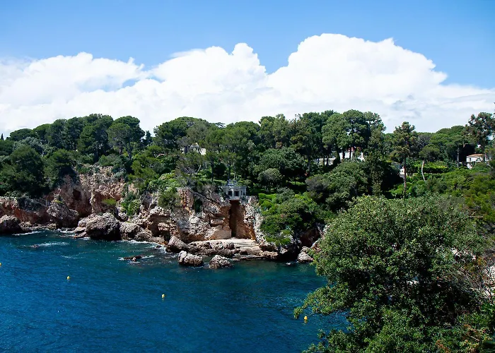 Appartement Modern In The Heart Of Cap D'antibes Antibes